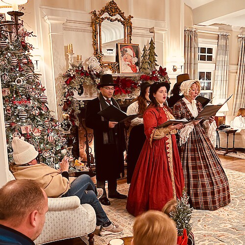 Carolers &amp; Cocoa