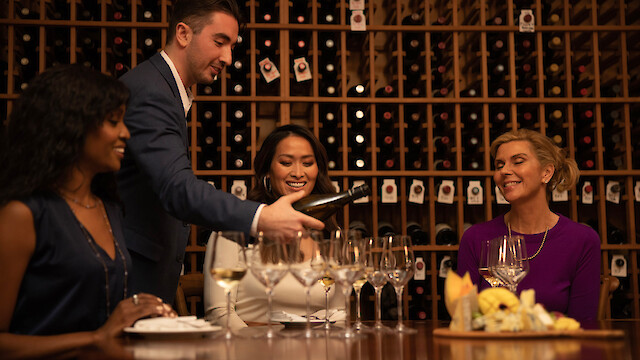 Holiday Wine Tastings
