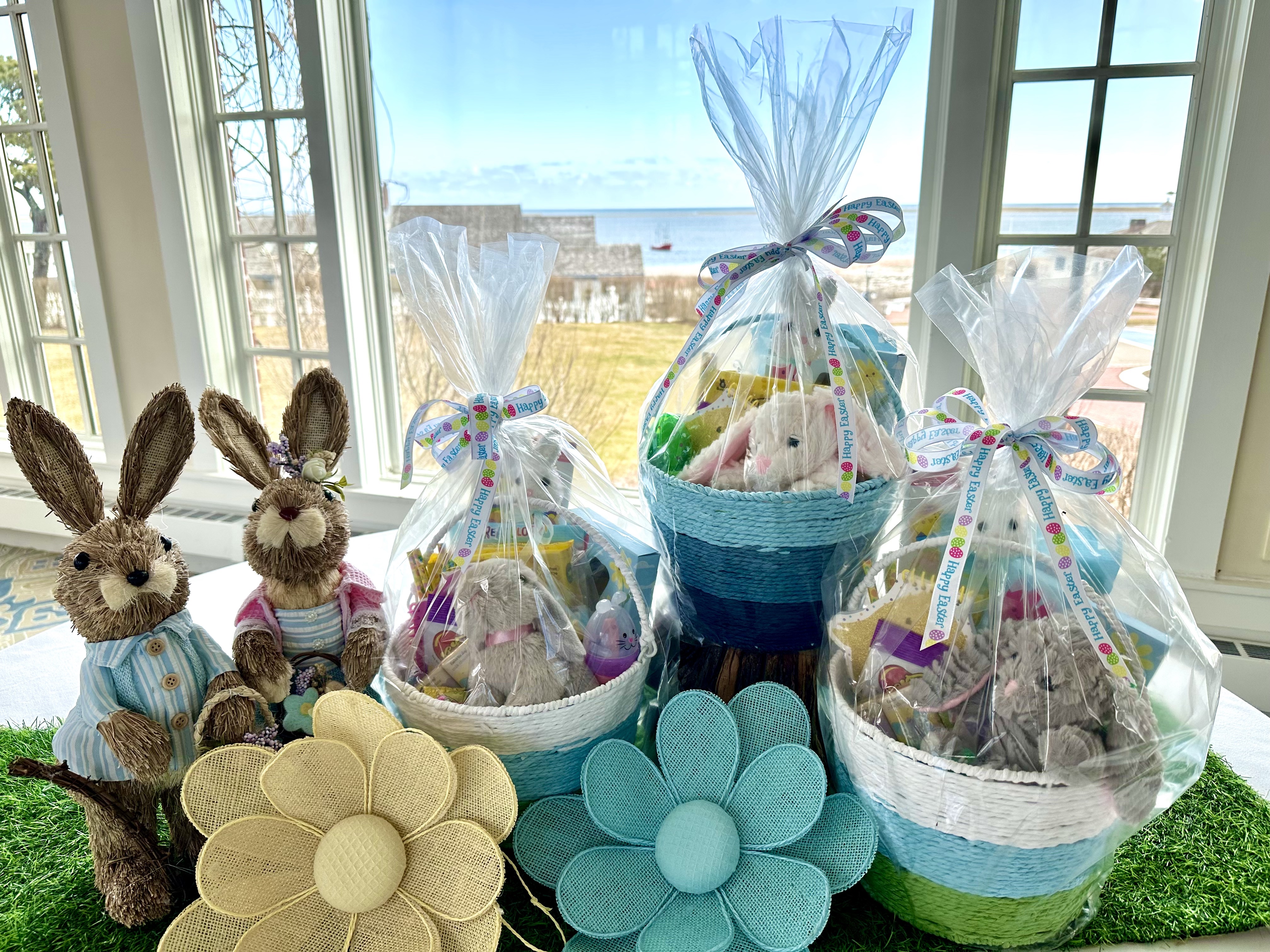 Easter Basket with Bunnies