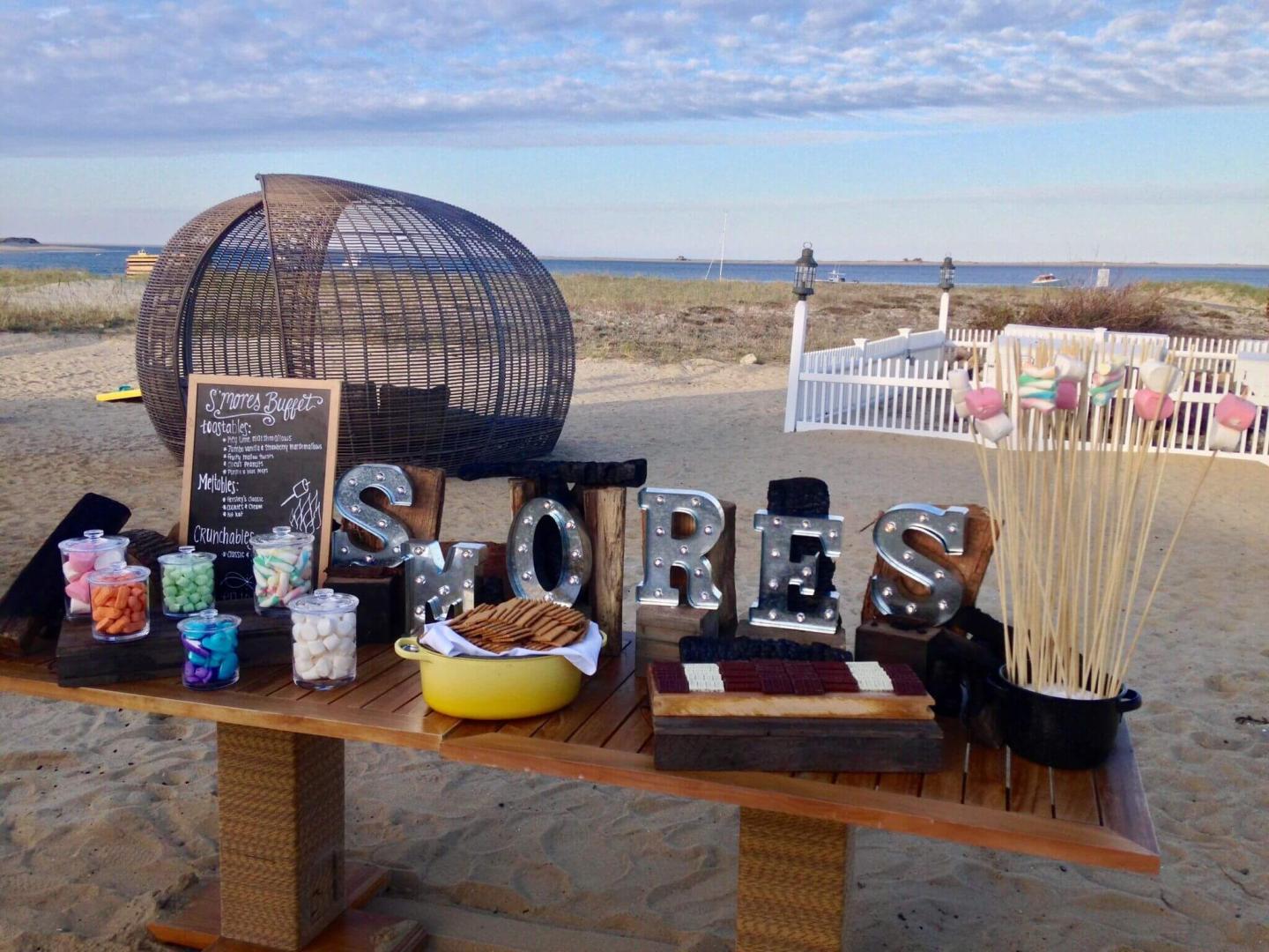 Beach bonfire s'more station
