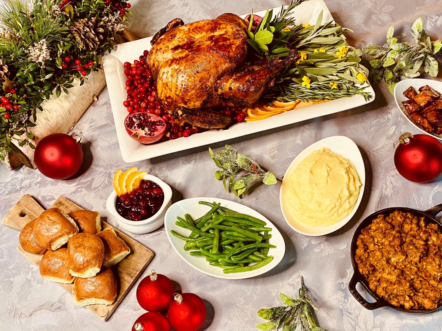 Christmas Dinner Set Up
