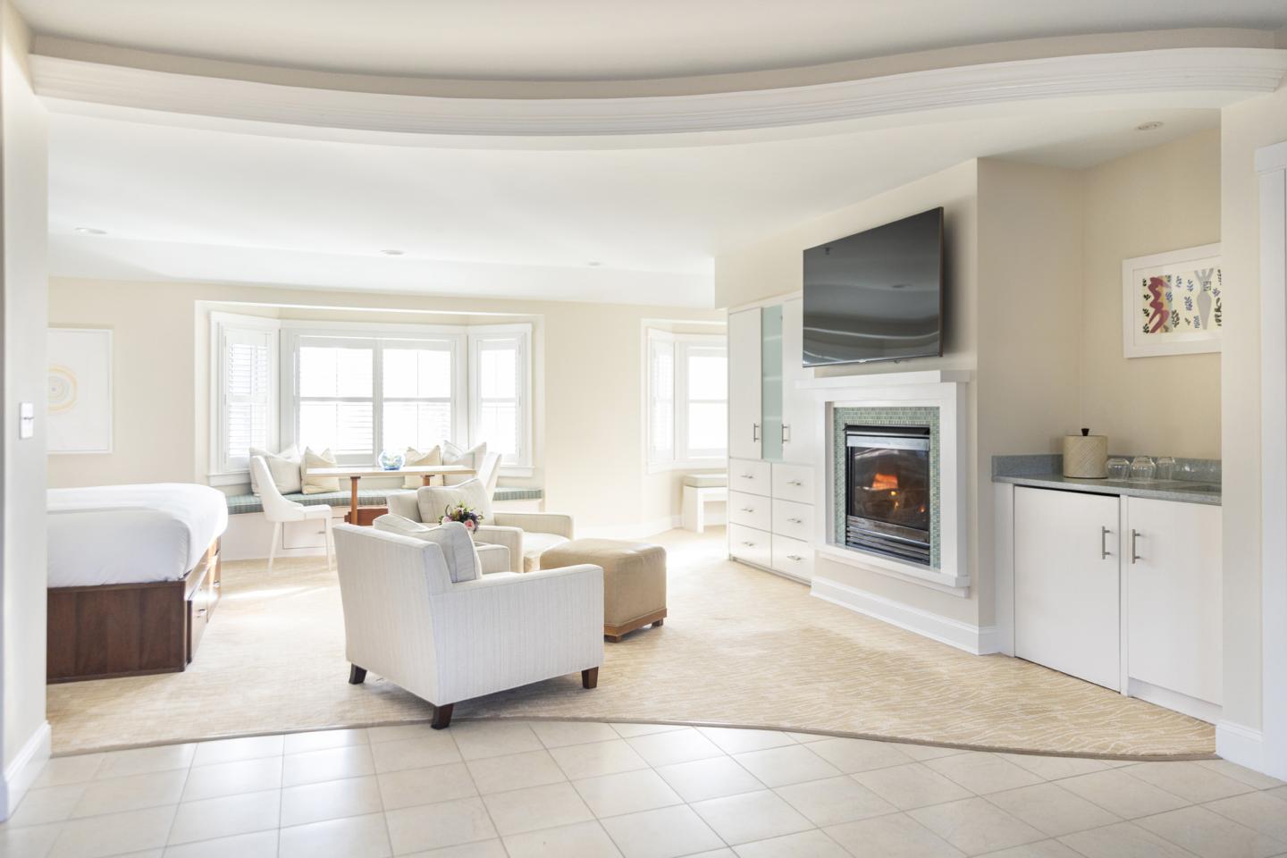 Spa Suite wide angle view