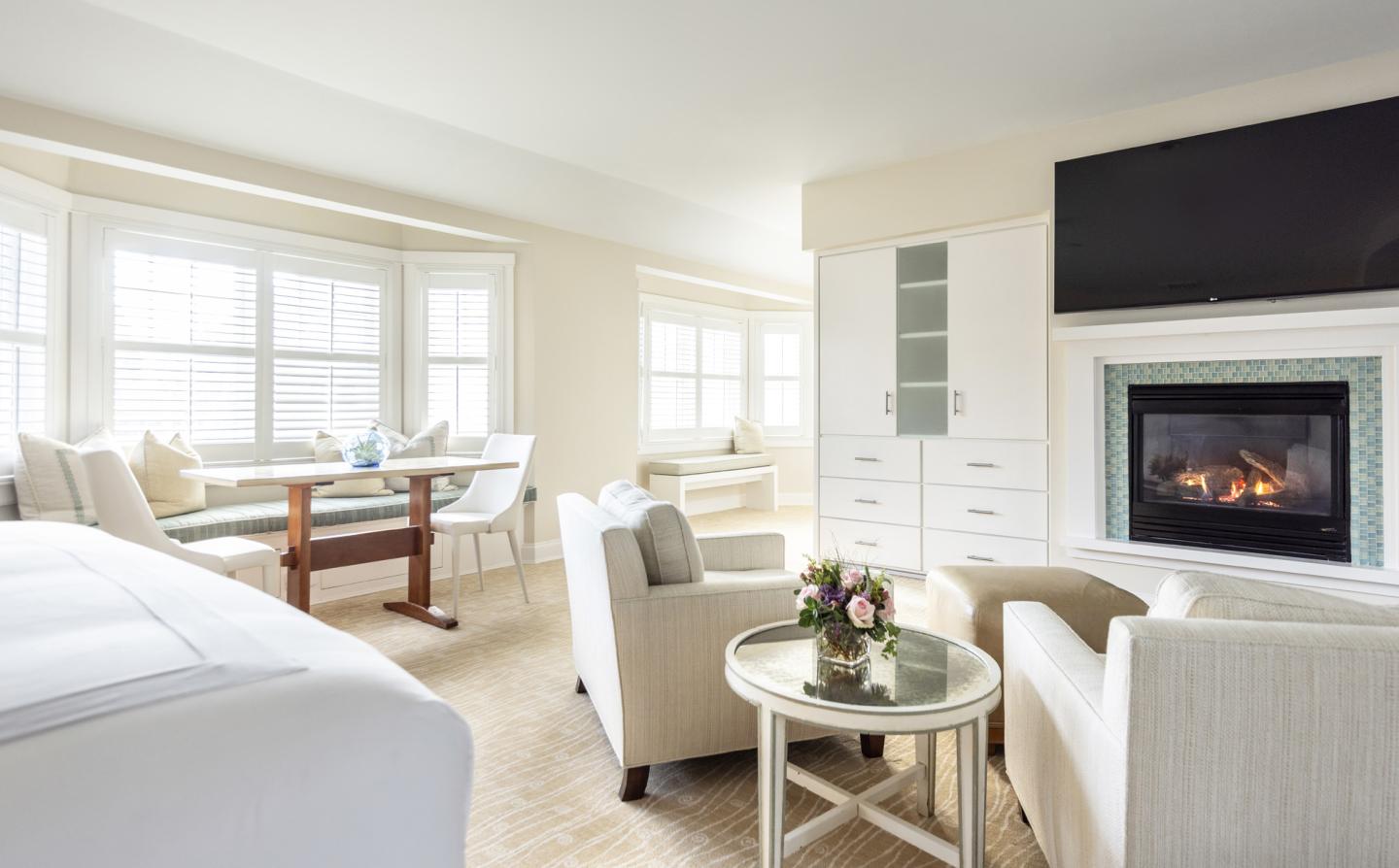 Spa suite sitting area and fireplace